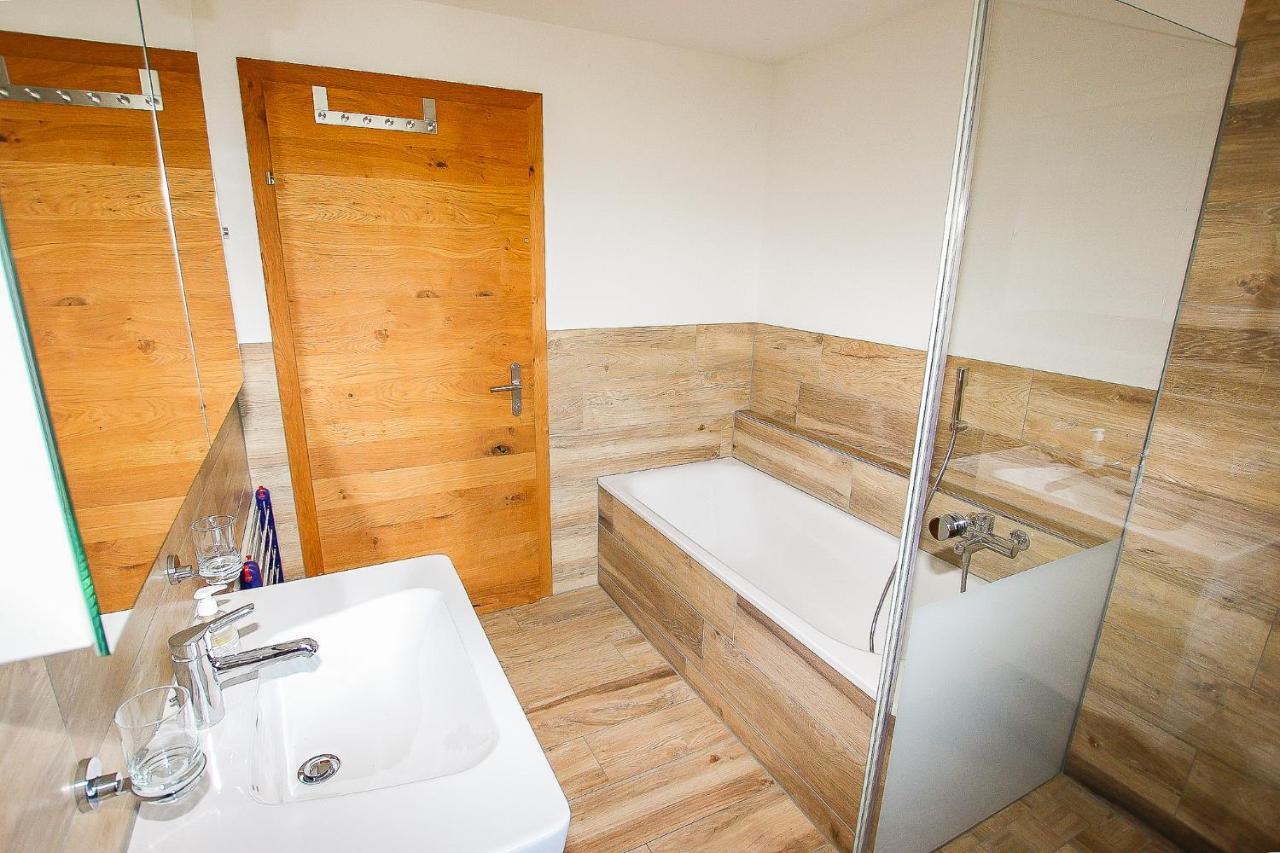 Ferienwohnung Bartschi เลงค์ ภายนอก รูปภาพ